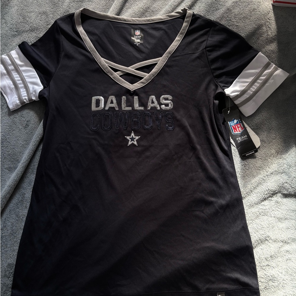 Dallas Cowboys Women's V-Neck Blue Tee